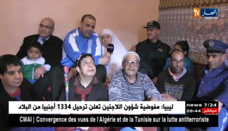 وهران: جمعية راديوز تكرم السيدة عائشة أم لـ 5 أفراد من ذوي الإحتياجات الخاصة