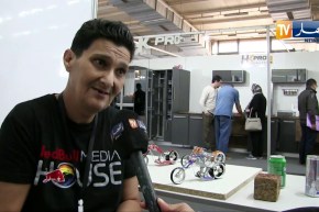 حرف/ هكذا يحول إلياس بقايا عبوات المشروبات إلى تحف فنية