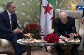 رئاسيات 2019: عز الدين ميهوبي يودع ملف ترشحه لدى السلطة المستقلة للإنتخابات