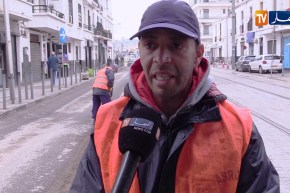 عمال التطهير والصيانة.. معاناة كبيرة بسبب التقلبات الجوية