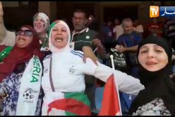 أجواء رائعة يصنعها أنصار المنتخب الوطني بملعب القاهرة