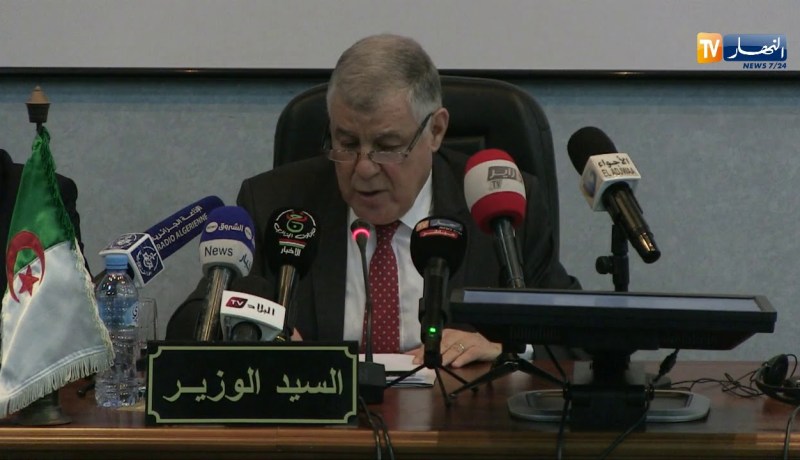 قيطوني: “عملية تطهير منطقة رڨان من بقايا التجربة النووية متواصلة لحد الآن”