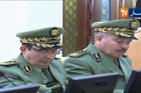 دفاع: الفريق أحمد قايد صالح يترأس المجلس التوجيهي للمدرسة العليا الحربية