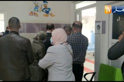 فورار يقوم بتفقد العيادة المتعددة الخدمات بالبليدة أين ستنطلق فيها عملية التلقيح ضد كوفيد 19