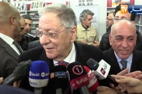 ولد عباس: “نقرا كامل الكتّاب غير لي يجرّح ويسب”