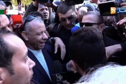 بن قرينة يتحدث مع شاب رافض للإنتخابات..”صوتنا لازم يلحق..والحراك نكملوه بسلمية”