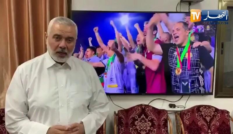 رئيس المكتب السياسي لحركة حماس الفلسطينية إسماعيل هنية  يهنئ الجزائر بالفوز بالكأس