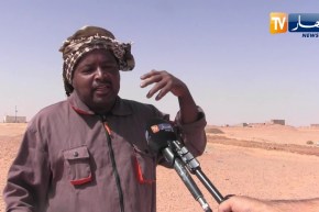 أدرار:  فلاحو قصور بلدية أنزجمير يتطوعون لإنجاز طريق بإمكانياتهم الخاصة