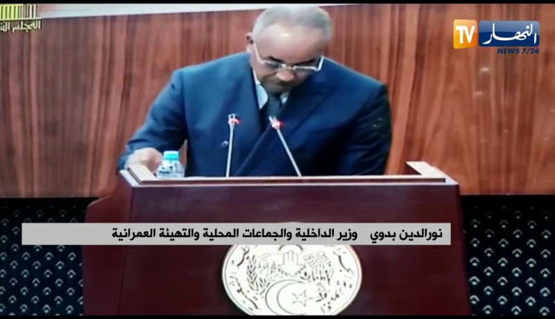 بدوي: سيتم تسليم 15 طائرة هليكوبتر و4 طائرات صغيرة و50 سيارة إسعاف للمناطق النائية