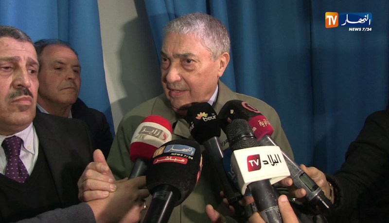 بن فليس: قضية الترشح من عدمه ليست مربوطة بالعهدة الخامسة بل مربوطة بوضع الجزائر