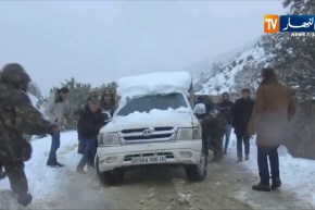 دفاع: وحدات الجيش الوطني تتدخل لفك العزلة عبر عدة مناطق شمال الوطن