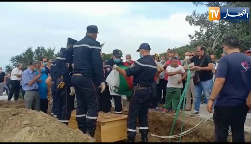 تشييع جثمان أيقونة المالوف حمدي بناني إلى مثواه الأخير