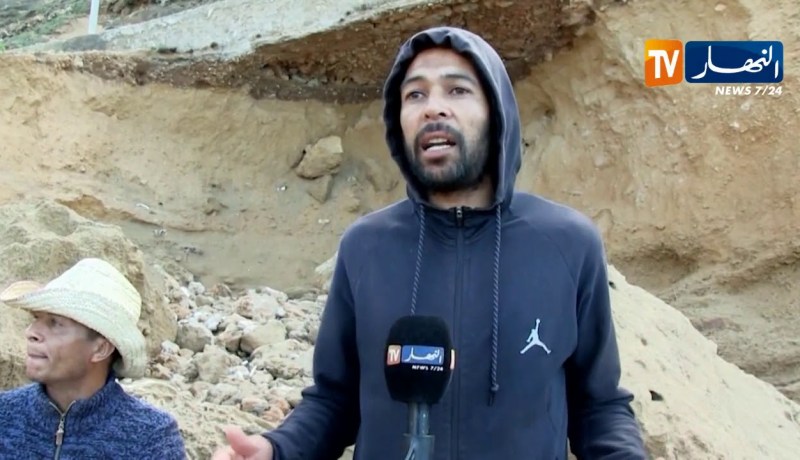 عين تموشنت: خطر الإنهيار يهدد المسلك الوحيد لشاطئ المرجان