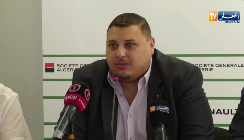 رئيس الإتحاية الجزائرية للريغبي: ” سنلعب في فرنسا وثقافة الريغبي ماتخليش المشجعين يدخلو للملعب !!”