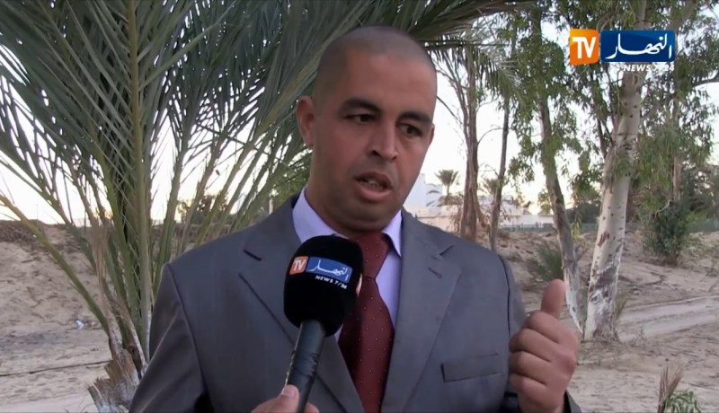 الوادي: نصر الدين.. عامل نظافة حلمه الظهور على شاشة التلفزيون