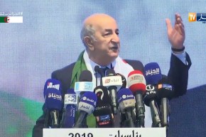 تبون: “المرأة الماكثة في البيت عندها الحق في كلش..والمشعل لازم يروح لشباب”