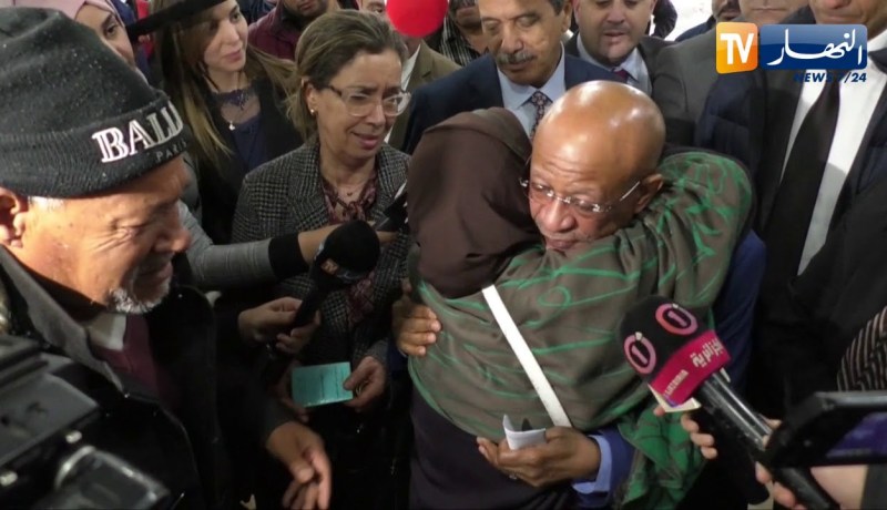 مواطنة من ذوي الإحتياجات الخاصة تشتكي للوالي زوخ.. “ما كاين حتى واحد يوقف معانا”