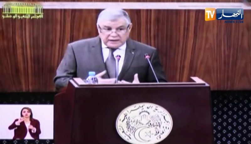 مصطفى قيطوني: مشاكل عديدة تعترض مشاريع نقل الغاز والكهرباء إلى ليبيا