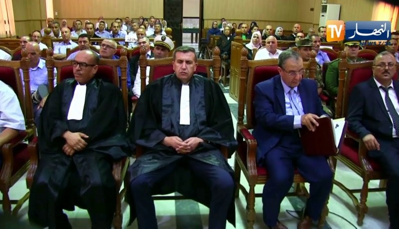 تنصيب الرؤساء والنواب العامون الجدد للمجالس القضائية في العديد من الولايات
