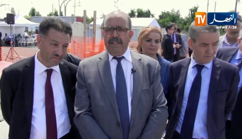 فرنسا: بلدية بيارفيت تطلق مشروع بناء “مسجد مدينة بيارفيت” بالعاصمة باريس