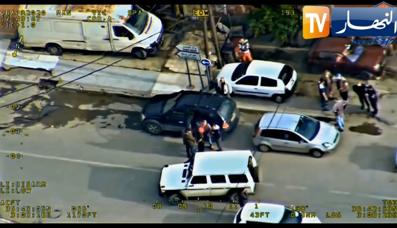 هكذا تم  تحديد مكان شخص كان هاربا من أفراد الشرطة بأحد الأحياء الفوضوية