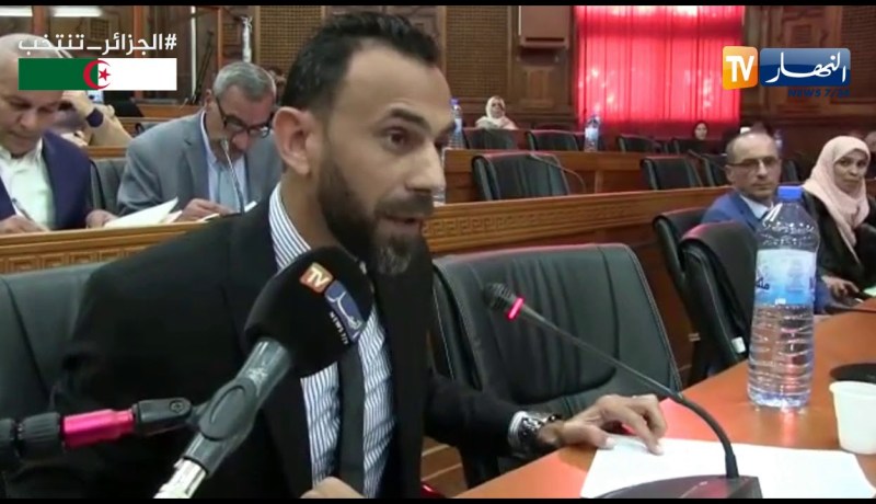 برلماني بعين تموشنت يتطرق لموضوع تطرقت إليه النهار ويصف نقل إنشغالات المواطنين بالإحترافية