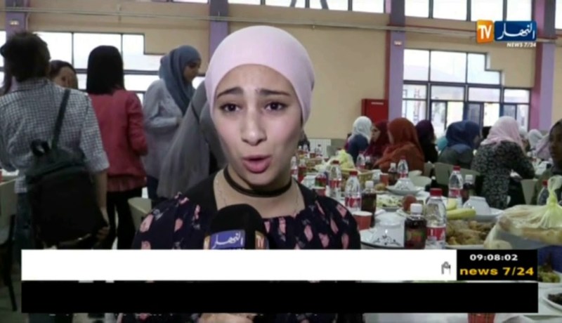 البويرة: تنظيم مائدة إفطار لفائدة الطلبة بجامعة الولاية