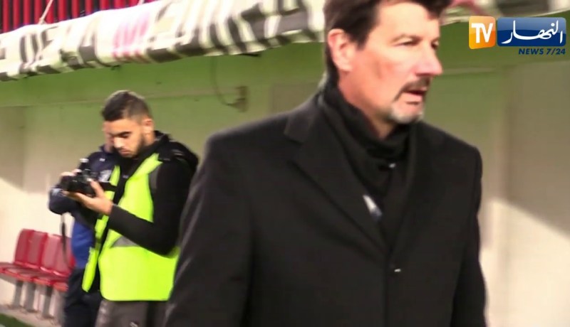 إدارة إتحاد العاصمة تقيل المدرب تيري فروجي