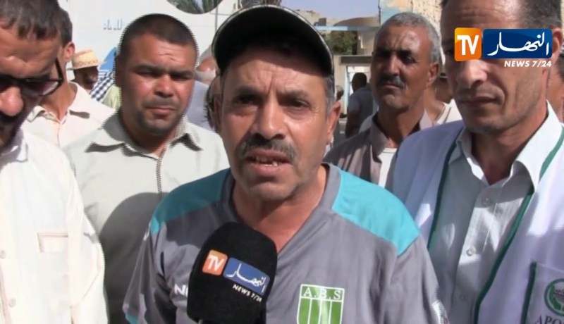 بوسعادة: أزمة مياه حادة تدفع المواطنين للإحتجاج أمام مقر الجزائرية للمياه