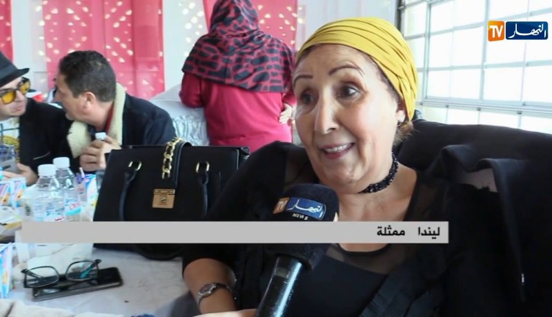 الفنانون الجزائريون يهنئون جمهورهم عبر قناة النهار بمناسبة حلول السنة الميلادية الجديدة