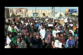 مظاهرات سلمية بعين تموشنت يرفعون شعار.. ” جيش شعب خاوة خاوة “