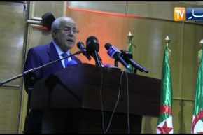 كريم يونس: نتأسف لبعض مسؤولي المؤسسات العمومية التي تعتبر أن مصالح وسيط الجمهورية جهة موازية ومنافسه