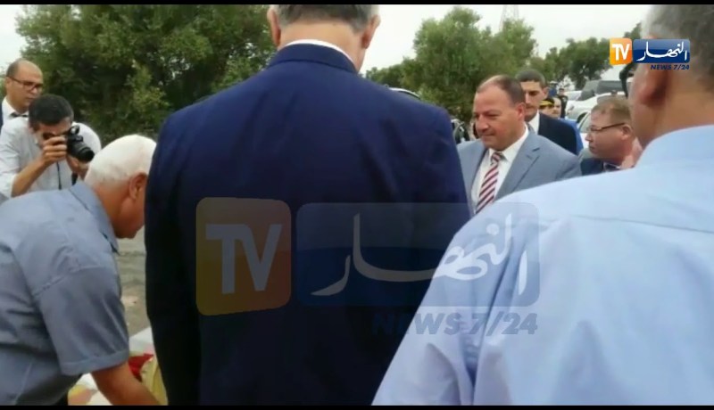 عين تيموشنت: أربع فرق فولكلورية لاستقبال وزير الشباب والرياضة في نقطة واحدة