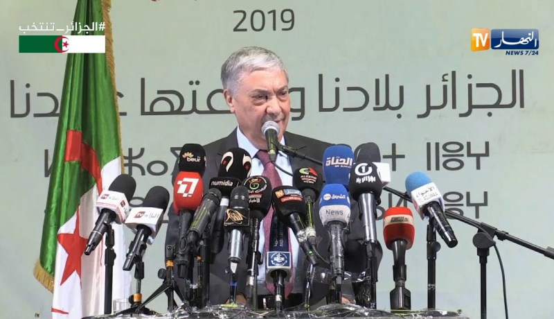 بن فليس: “العيب ماشي فالشعب..فالدولة لي ما قامتش بواجبها”