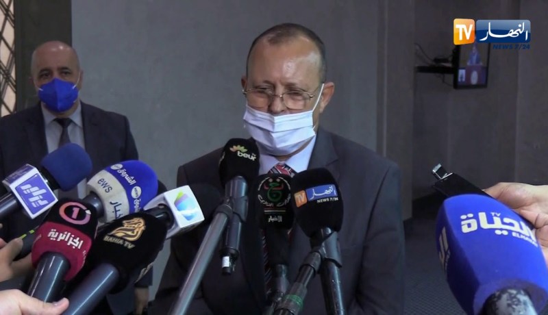 “وزير السكن :”علينا التصدي لكورونا بيد واحدة لنتمكن من إستدراك تأخير قطاع السكن