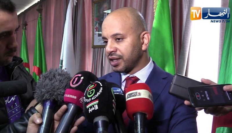 برناوي :” ثمن تذاكر المباريات في تونس والمغرب عشرة أضعاف الثمن في الجزائر”