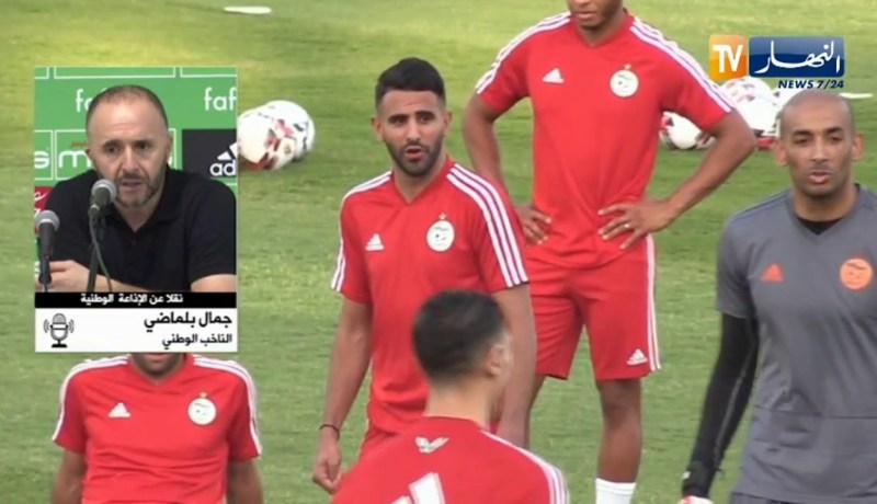 بلماضي: رياض محرز خاض مواجهتي زيمبابوي بإصابة على مستوى الظهر