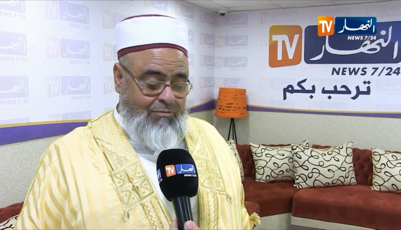 علي عية: “مسابقات الجمال حرام… ولم نُجيز عرض الفتيات عاريات”