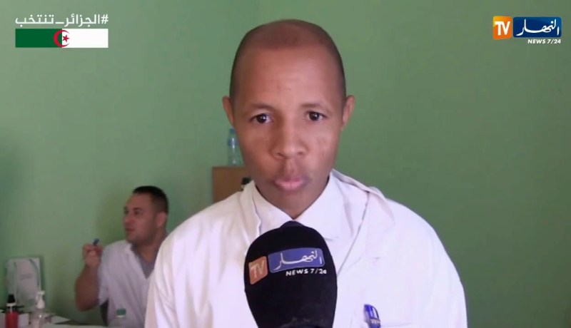 أدرار/ طاقم طبي من مستشفى بني مسوس يجري فحوصات طبية للمرضى