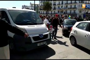 العاصمة: المواطن يتقلد منصب الشرطي..شوف كيفاش يحل الطريق