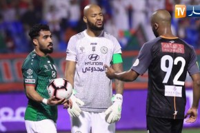 مبولحي يعود لفريقه بعد نجاح العملية الجراحية.. ونادي الإتفاق يؤكد غيابه 6 أسابيع