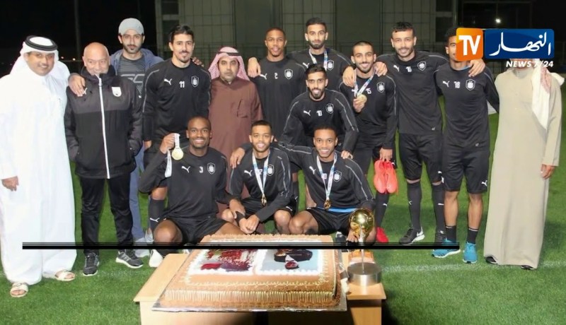 بونجاح يحظى بتكريم خاص من إدارة فريقه السد بعد التتويج بالكرة الذهبية