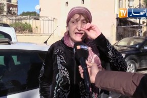 مجتمع: “stop” ..وسيلة التنقل المتاحة في ضواحي العاصمة  .