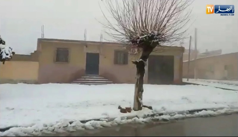 طقس : سيدي بلعباس تتزين بالثلوج