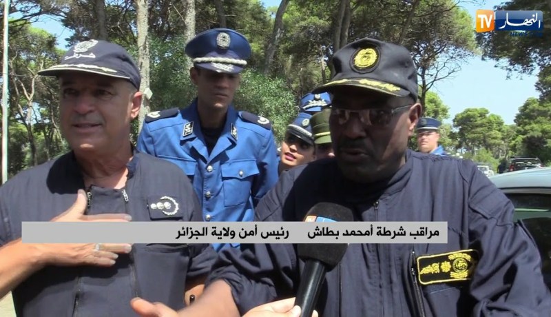 شاهد بطاش يرد على صحفي النهار ويكشف عن سبب إبتسامته الدائمة