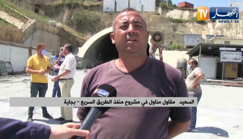 بجاية: تواصل إضراب مقاولات المناولة في مشروع منفذ الطريق السريع