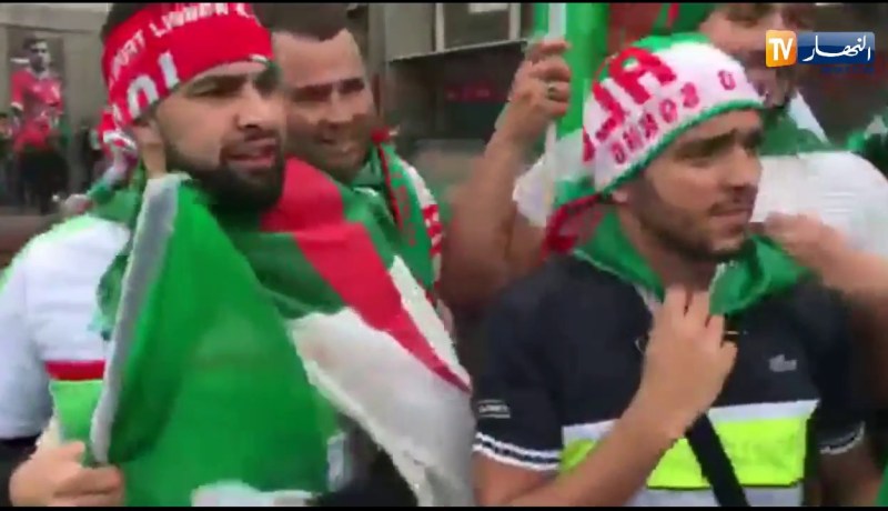 أنصار الخضر يصنعون أجواء حماسية أمام ملعب النور