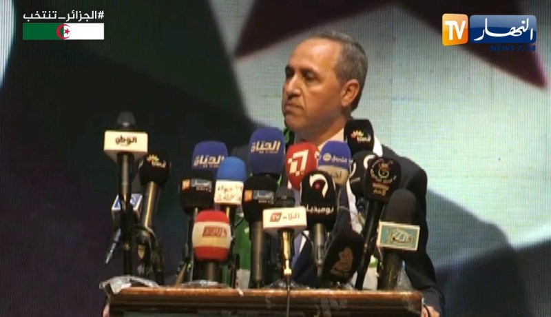 ميهوبي : ” المادة 7 و8 سيطبقها الشعب من خلال الإقبال على صناديق الاقتراع “