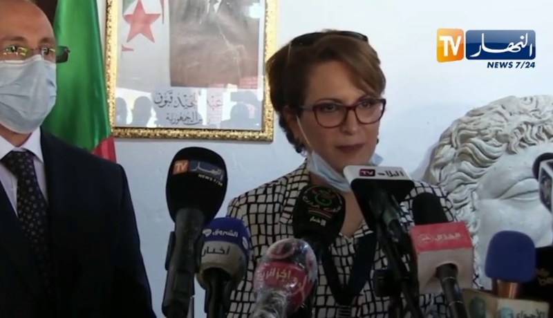 وزيرة الثقافة والفنون تعاين مختلف الهياكل والمنشآت الثقافية والفنية بعنابة