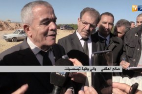 تيسمسيلت: الوالي يحذر مقاولين و مؤسسات من التأخر الفادح في إنجاز المشاريع